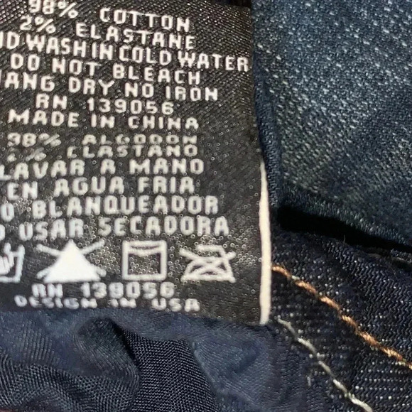 Grace in LA  Denim Shorts Aztec Tribal Embroidered Rhinestones Sz 28 ( 6 ) NWOT - Picture 8 of 9